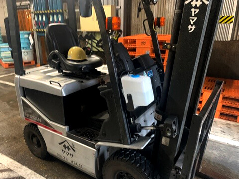 復元バッテリーを導入した電動フォークリフト(2)